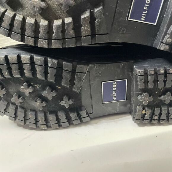 Tommy Hilfiger Women's Rain Boot Size 8 - Picture 11 of 11